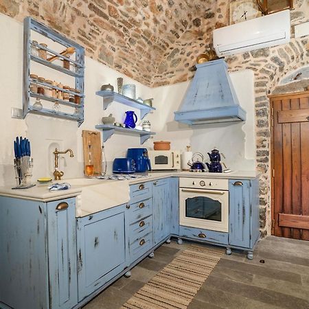 Byzantine Home In The Castle Места Экстерьер фото
