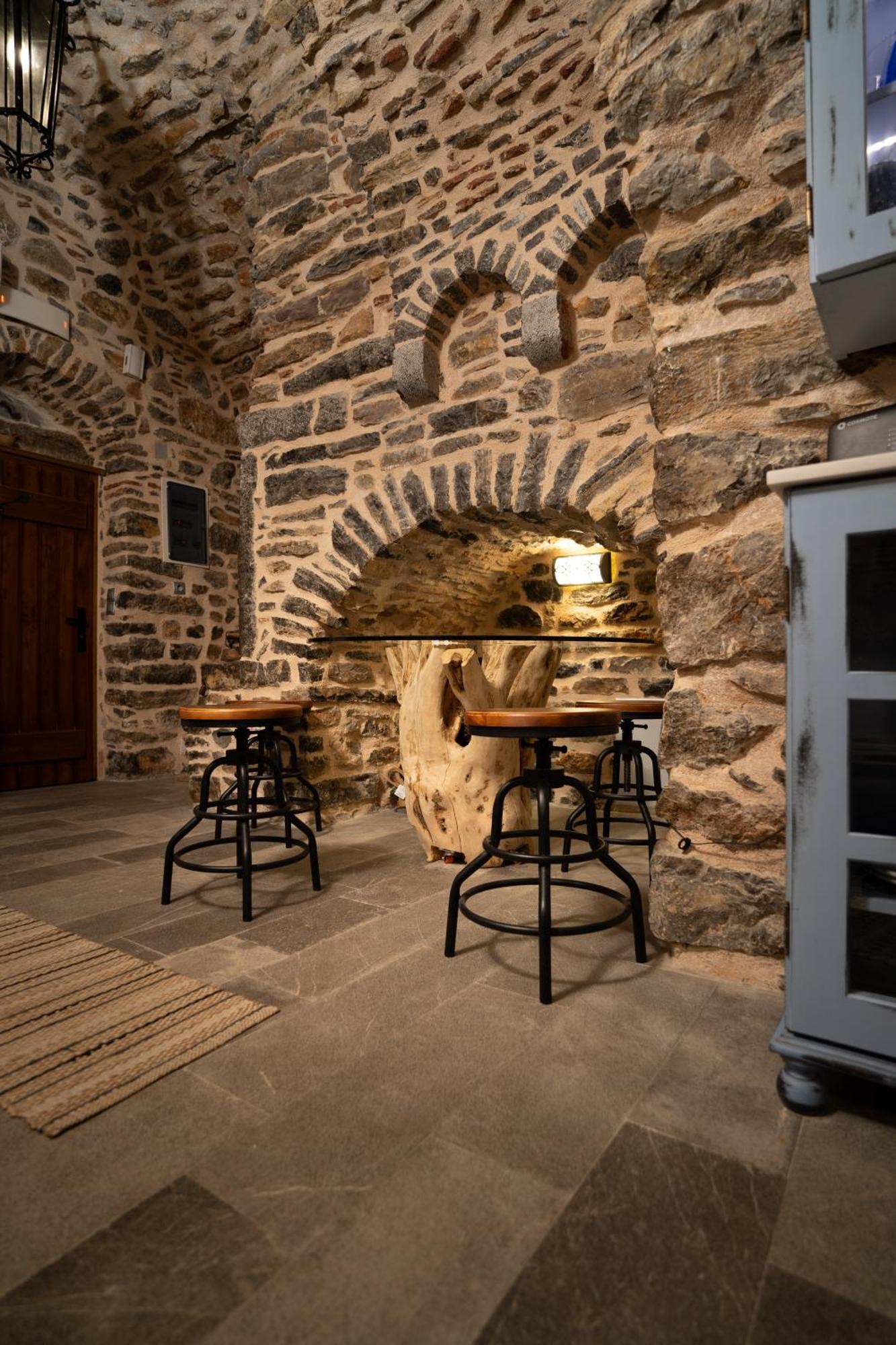 Byzantine Home In The Castle Места Экстерьер фото