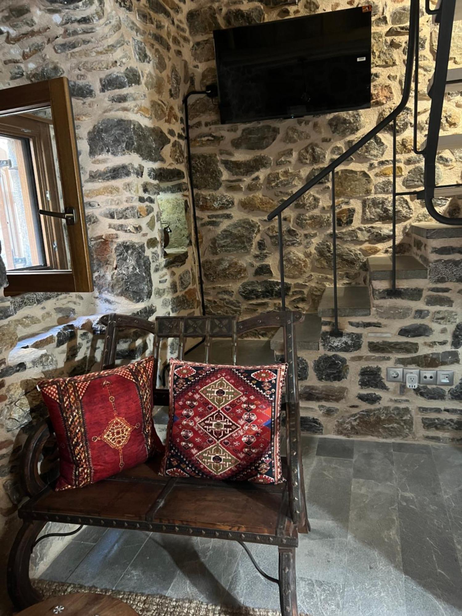 Byzantine Home In The Castle Места Экстерьер фото